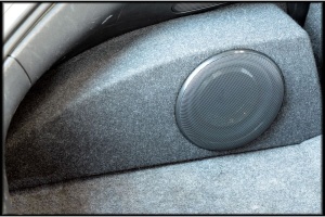 INCINTA INCHISA SUBWOOFER DEDICAT VOLKSWAGEN BEETLE, 200 MM, 8L
