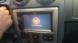 NAVIGATIE MULTIMEDIA MACROM M-DL5000 2DIN USB SD PLAYER GPS CARKIT