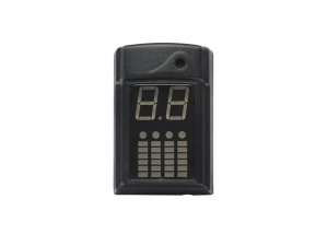 Senzori de parcare spate Directed 9600K Kit 4 senzori/celule spate pentru orice bara metalica. Instalare prin aplicare, normala sau inclinata. Afisaj digital LED inclus.