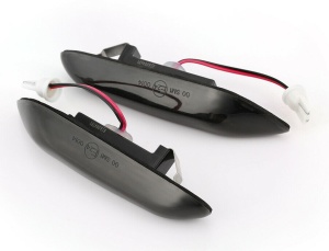 Set 2 Semnalizari Aripa LED Dinamice pentru BMW X1 E84, X3 E83, E60, E90, E91, E92, E93, E81, E82, E88 - BTLL-240D-1 Dynamic
