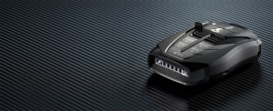 Detector radar portabil Cobra RAD 480i pentru radarele si pistoalele laser de ultima generatie, Tehnologie LaserEye pentru protectie 360°, Filtrarea alertelor false Next Gen IVT™ , Conectivitate Bluetooth pentru Drive Smarter, Baza de date Defender