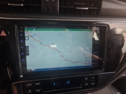 NAVIGATIE CARPAD ANDROID DEDICATA TOYOTA COROLLA 11 AURIS E180 2016-2019 ECRAN IPS 9" CAPACITIV INTERNET WIFI PROCESOR QUAD CORE 1GB RAM 16GB MEMORIE INTERNA SUNET DSP DVR CARKIT BLUETOOTH MIRRORLINK GPS WAZE MODEL KIT-AURIS+EDT-M100