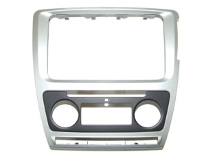 Rama Adaptoare Dedicata Skoda Octavia 2 Facelift Cu Climatronic Pentru Navigatie OEM sau Aftermarket