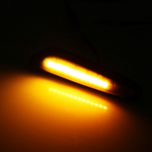 Set 2 Semnalizari Aripa LED Dinamice pentru BMW X1 E84, X3 E83, E60, E90, E91, E92, E93, E81, E82, E88 - BTLL-240D-1 Dynamic