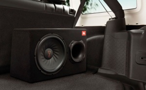 JBL BASSPRO12 SUBWOOFER AMPLIFICAT DE 12″ (30CM)