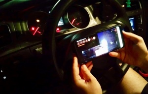 BLUELENS CUSTOM DUAL VOLKSWAGEN GOLF 7 DEDICATA CAMERA VIDEO AUTO FATA - SPATE DESTINATE MASINILOR CU SENZORI DE PLOAIE / LUMINI
