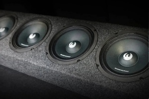 Centru Audio Incinta Soundbar Cu 4 Difuzoare 6,5 inchi 300W 2 Tweetere 3,6 inchi de 160W in total 760 W RMS / 1520 W Max Phoenix Gold ZPROB654