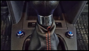 Kit Incalzire In Scaune Auto Carbon Buton Rotativ 6 Trepte Cromat LUXURY BLEU - Leduri Bleu - Montaj Profesional In Toata Tara!