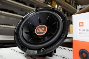 Difuzor de subwoofer JBL CLUB 1024, 10′′ (25 cm),  2/4 OHMI 250W RMS, 1000 W MAX