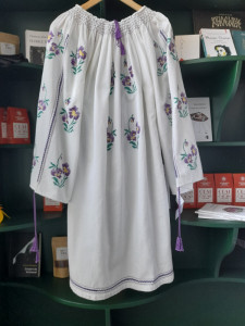 Rochie cu panseluțe stilizată