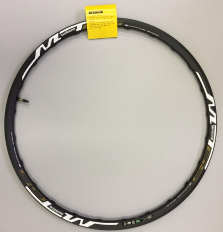 JANTA SHIMANO WH-MT65 FATA SAU SPATE 24H CLINCHER/TUBELESS ANODIZED AMBALAT IND.