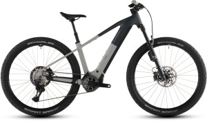BICICLETA ELECTRICA CUBE REACTION HYBRID SLT 800 REEDBEIGE SAGEBRUSHGREEN 2026 cadru M (18") - roti 29