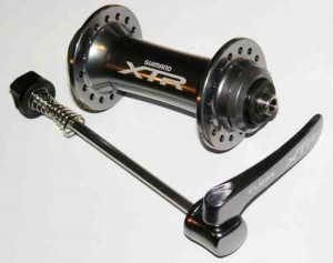 BUTUC FATA SHIMANO XTR HB-M960 36H OLD 100MM AX M10 X 108MM QR 133MM AMBALAT IND.
