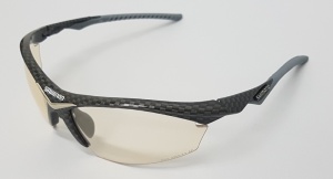 OCHELARI SHIMANO EQUINOX SHINY CARBON TPE: MAT GREY LENTILE: PHOTOCHROMIC BROWN-GREY 1-3 (LENTILE DE SCHIMB: GRADIENT SMOKE MIRROR/YELLOW/CLEAR)