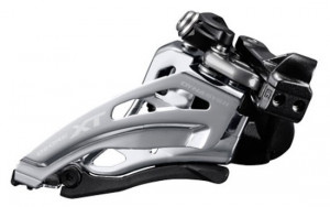 SCHIMBATOR FATA SHIMANO DEORE XT FD-M8020-L DUBLU PT. 2X11 LOW CLAMP SIDE SWING TRAGERE PRIN FATA COLIER 34.9MM (INCL. ADAPTOR 28.6 & 31.8MM) UNGHI CS 66-69 AMBALAT IND.