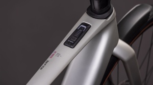 BICICLETA ELECTRICA CUBE NULANE HYBRID C:62 RACE 400X FE SLEEKGREY PRISM 2026 M - Img 2