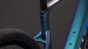 BICICLETA ELECTRICA CUBE NULANE HYBRID C:62 SLX 400X POLARLIGHT PRISM 2026 S - Img 4