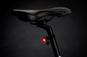 Far + stop AXA Greenline 40 Lux - 1 LED USB - Img 3