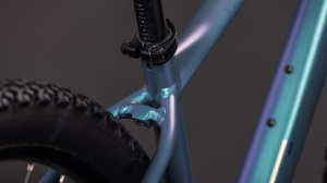 BICICLETA CUBE AIM PRO SMARAGDGREY PRISM 2026 cadru XS (14") - roti 27.5 - Img 3