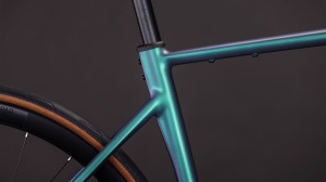 BICICLETA CUBE ATTAIN SLX SMARAGDGREY PRISM 2026 56 cm - Img 4