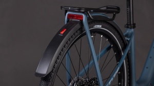 BICICLETA ELECTRICA CUBE KATHMANDU HYBRID C:62 PRO 400X EASY ENTRY SPECTRALBLUE PRISM 2026 58 cm - Img 4