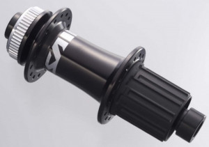 BUTUC SPATE SHIMANO FH-M810 SAINT PT. CENTER LOCK 36H 8/9-VIT. OLD:135MM CU AX DIA:10MM CU ROTOR MOUNT COVER AMBALAT IND.