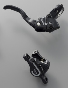 FRANA PE DISC SHIMANO SET ASAMBLAT BL-M575(D/S) BR-M575(F) CU ADAPTOR PT. STANDARD PLACUTE RESIN FARA ROTOR SM-BH59 1000MM INCLUDE OLIVA SI INSERTIE CONECTARE AMBALAT IND.