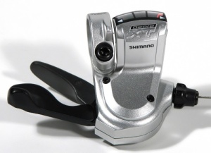 MANETA DE SCHIMBATOR SHIMANO DEORE XT SL-M760 STANGA 3 VIT. CABLU 1800MM CU OGD VRAC