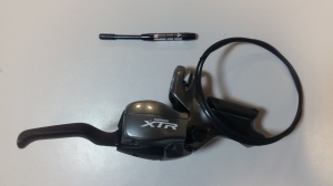 MANETA SCHIMBATOR/FRANA SHIMANO XTR ST-M966 DREAPTA 9 VIT. HIDRAULICA CABLU DE SCHIMBATOR 2050MM OGD VRAC