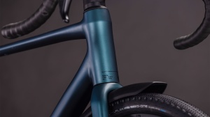 BICICLETA CUBE NUROAD RACE FE ROYALGREEN BLACK 2026 XL - Img 4
