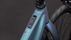 BICICLETA ELECTRICA CUBE EDITOR HYBRID SLT 400X TRAPEZE SMARAGDGREY PRISM 2026 50 cm - Img 2