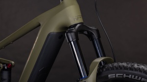 BICICLETA ELECTRICA CUBE STEREO HYBRID ONE44 PRO 800 DUSTYOLIVE GOLD 2026 cadru S (16") - roti 27.5 - Img 4