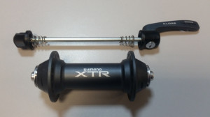 BUTUC FATA SHIMANO XTR HB-M950 32H OLD 100MM AX M11 X 108MM QR AMBALAT IND.