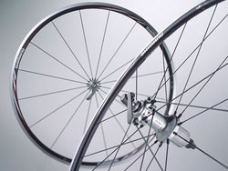 ROTI SHIMANO WH-R601 FATA & SPATE PT. 10 VIT. OLD 100/130MM JANTA CLINCHER NEAGRA AMBALAT IND.