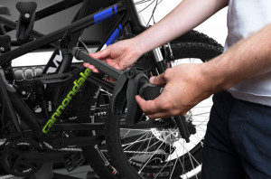 Suport biciclete THULE VeloSpace XT - 3 biciclete 13pini - Black - Img 2