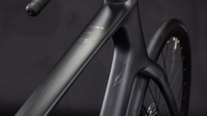BICICLETA CUBE ATTAIN C:62 RACE BLACKLINE 2026 50 cm - Img 3