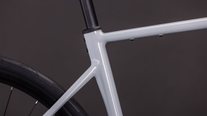 BICICLETA CUBE ATTAIN RACE FOGGREY SHIFT 2026 53 cm - Img 4