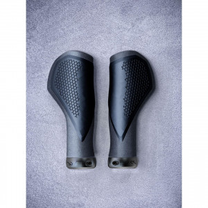 MANSOANE CUBE NATURAL FIT GRIPS COMFORT BLACK GREY L