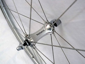 ROATA SHIMANO WH-R600 FATA QR 100MM VRAC