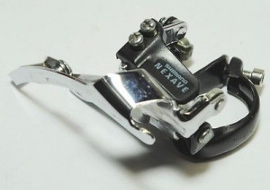 SCHIMBATOR FATA SHIMANO NEXAVE FD-T301 TRIPLU PT. 8 VIT. PE SPATE TOP SWING DOWN PULL COLIER 31.8MM PT. 48T UNCHI CS 63-66 VRAC