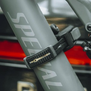 Suport pentru 3 biciclete Thule Epos 979100 cu prindere pe carligul de remorcare (13pini) - Img 9