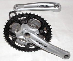 ANGRENAJ PEDALIER SHIMANO FC-M440 48X36X26T BRAT 170MM FOR REAR 9 SPEED CHAINCASE COMPATIBLE FOR CHAINLINE 47.5/50MM W/O CG SILVER BRAT/4-ARM SPIDER/36T/26T BLACK 48T VRAC