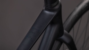 BICICLETA CUBE ATTAIN SLX COAL PRISM 2026 50 cm - Img 2