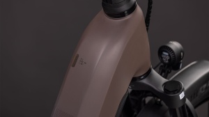 BICICLETA ELECTRICA CUBE KATHMANDU HYBRID EXC 800 EASY ENTRY CEDAR CHROME 2026 62cm - Img 2