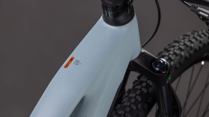 BICICLETA ELECTRICA CUBE REACTION HYBRID RACE 800 TRAPEZE VULCAN ORANGE 2026 cadru S (16") - roti 27.5 - Img 2