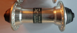 BUTUC FATA SHIMANO ACERA-X HB-M290 36H OLD 100MM AX 140MM NUT TYPE ARGINTIU VRAC