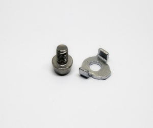 RD-M770 BOLTULUI DE FIXARE A CABLULUI & PLATE SHIMANO