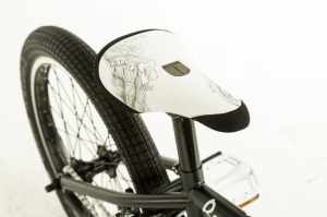 Bicicleta BMX Drag Revolt SS 20 negru alb - Img 2
