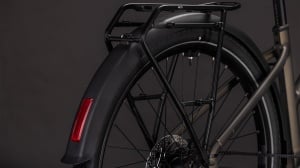 BICICLETA ELECTRICA CUBE TOURING HYBRID COMFORT SLX 800 TRAPEZE CHARCOAL CHROME 2026 50 cm - Img 3