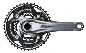 ANGRENAJ PEDALIER SHIMANO DEORE FC-M610-S 48X36X26T BRAT 170MM PT. 10 VIT. PE SPATE 2-PCS FC CG INCOMPATIBIL CHAINCASE INCL. BUTUC PEDALIER ARGINTIU AMBALAT IND.